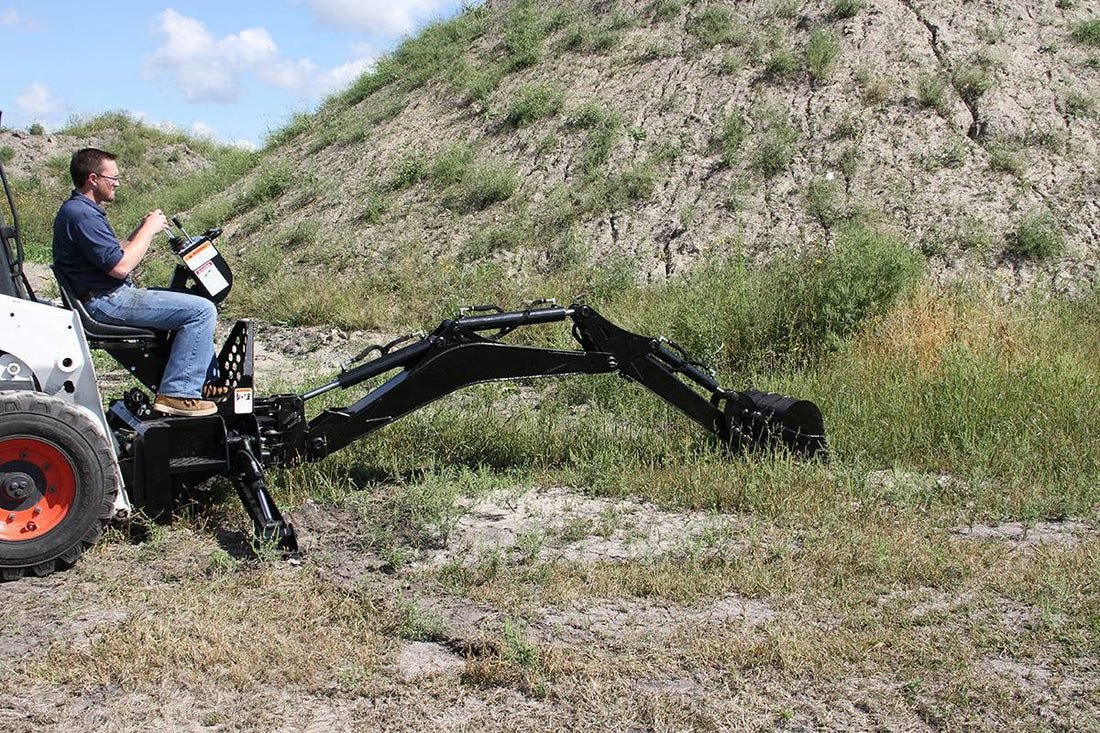 QuickXcavatorSkidSteerBackhoe_15.jpg
