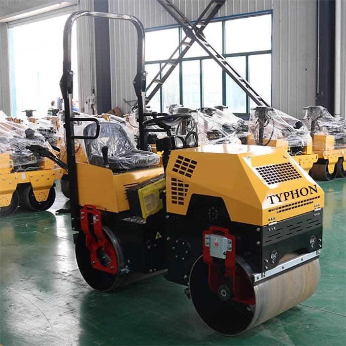 TYPHON-FURY-1-Ton-Vibratory-Compactor-Asphalt-Roller-USA3.jpg