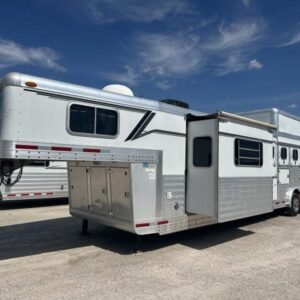 2007 4 Star 4 Horse 14′ Outlaw LQ Slide Out