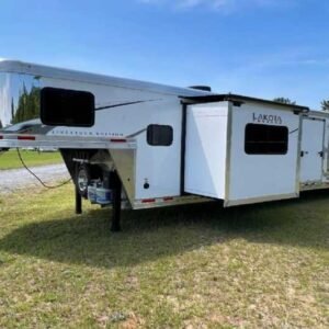 2024 Lakota Charger LE81413SR Stock Trailer with 13′ Short Wall