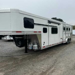 New 2025 Lakota Colt 8313SR6GLQ 3 Horse Trailer with 13′ Short Wall