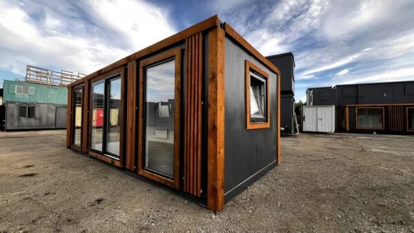 24ft-x-10ft-site-office-marketing-suite-portable-office-sales-cabin-1-8.jpg