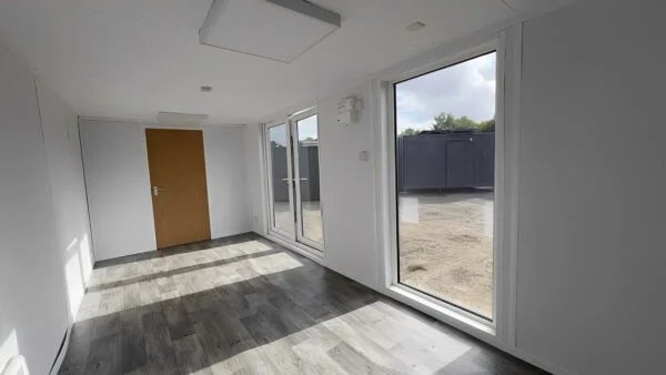 24ft-x-9ft-site-office-with-toilet-sales-office-marketing-suite-1-5.jpg