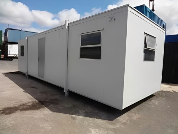 32ft-x-10ft-open-plan-portable-office-colli-trans-containers-1.jpg