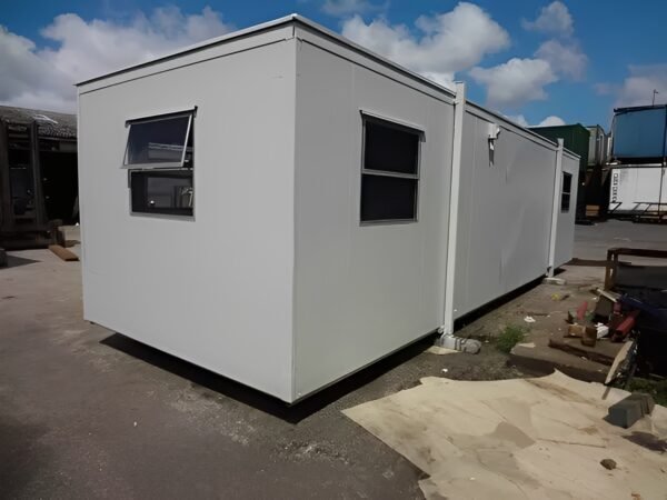 32ft-x-10ft-open-plan-portable-office-colli-trans-containers-2.jpg
