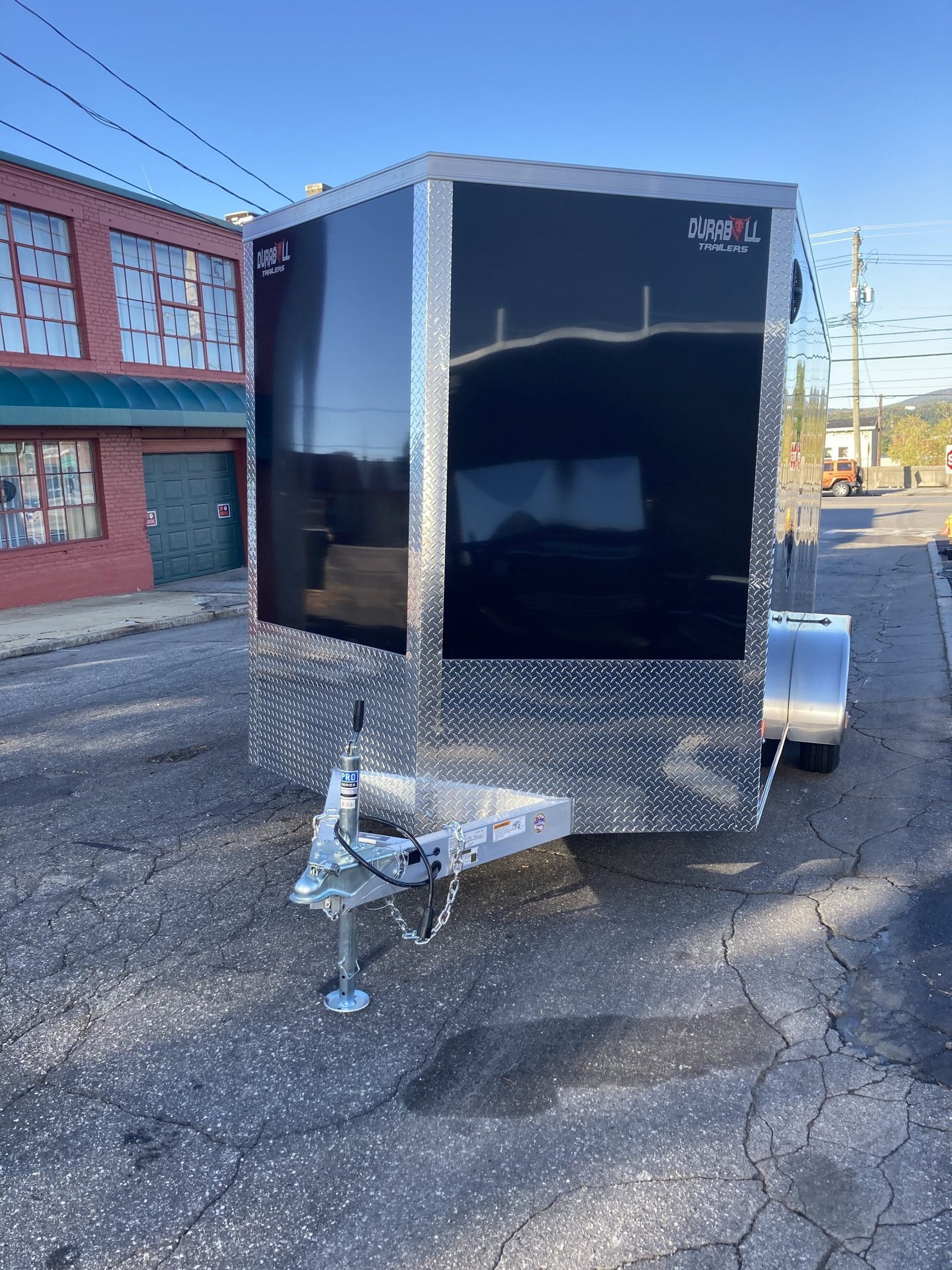 DuraBull_enclosed_trailer_black-9-scaled-1.jpg