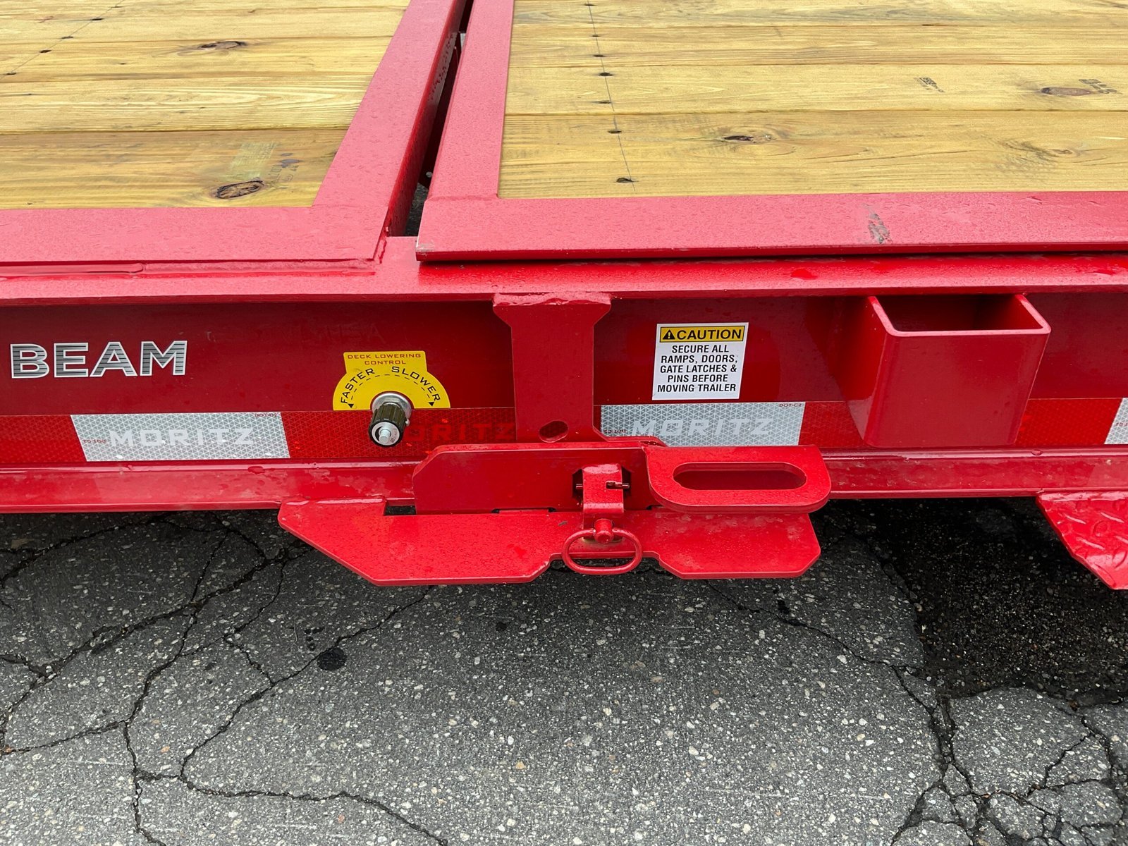 MORITZ-EQUIOPMENT-TILT-RED-16000-GVWR92-scaled-1.jpg