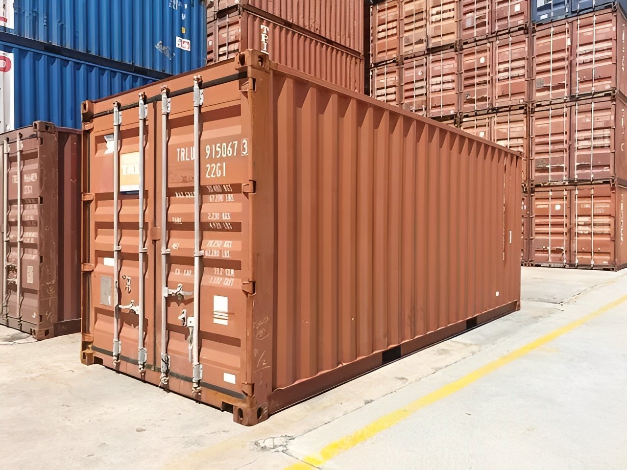 Used-20ft-container2.jpg