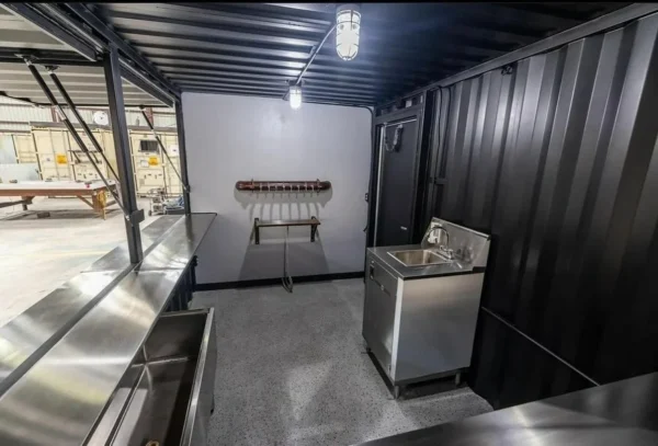 custom-20ft-container-kitchen-m-w-containers-7.webp