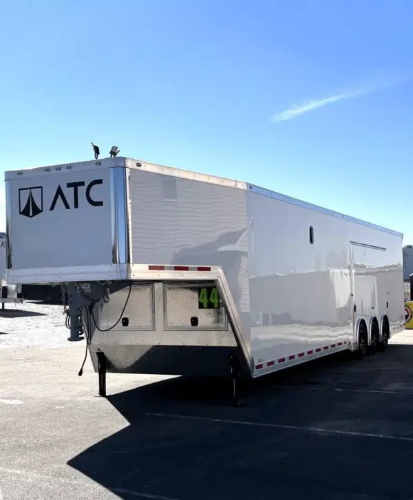 enclosed-atc-gooseneck-car-trailer-2026-44ft-aluminum-rom-500-w-aluminum-2.webp