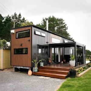 Luxury 40ft prefab container house with easy-folding sandwich panels. – M-W Containers